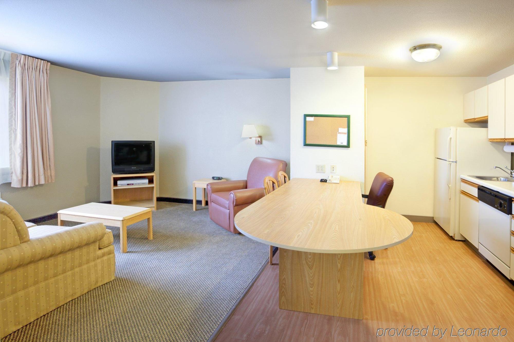 Sonesta Simply Suites San Antonio Northwest - Medical Center Szoba fotó