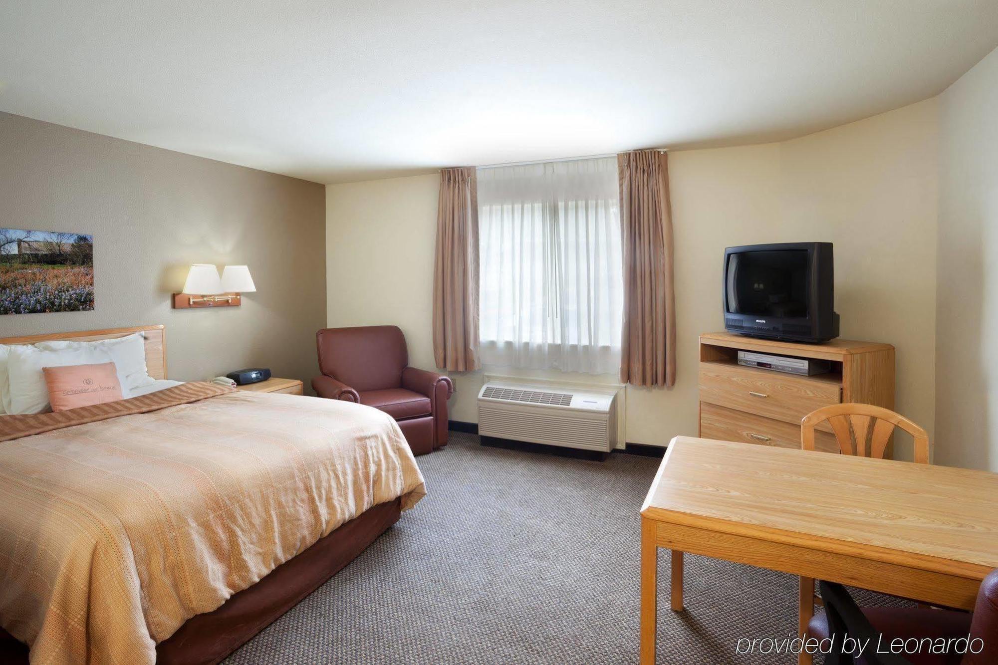 Sonesta Simply Suites San Antonio Northwest - Medical Center Szoba fotó