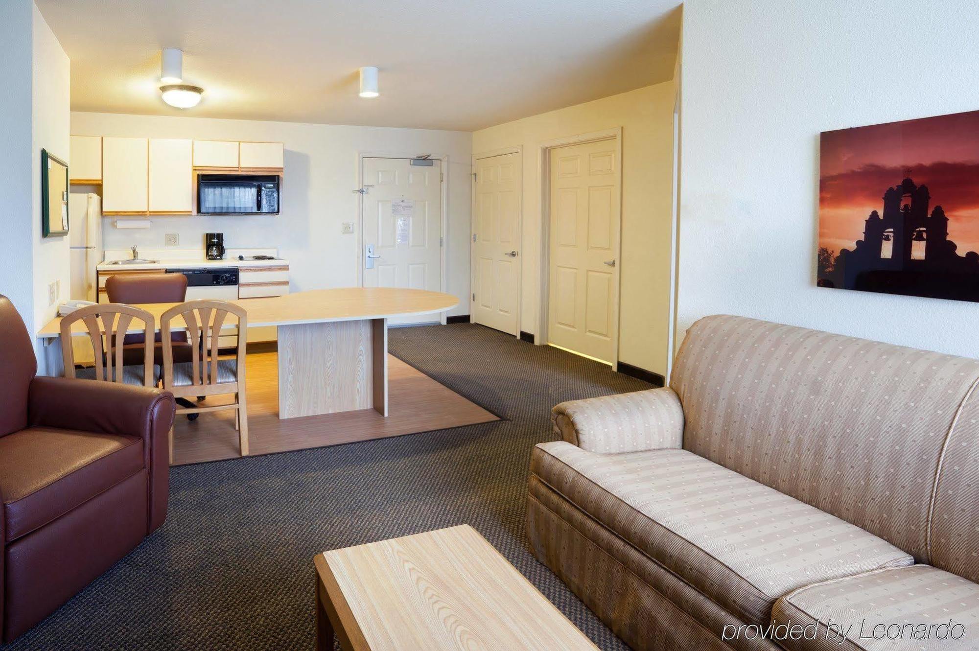 Sonesta Simply Suites San Antonio Northwest - Medical Center Szoba fotó